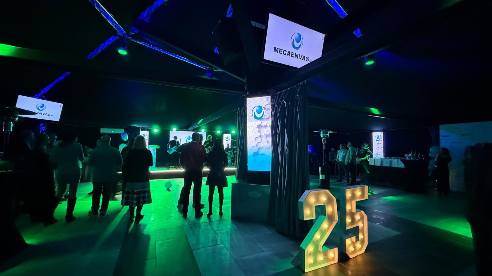 Evento del 25 aniversario de Mecaenvas con la nueva identidad